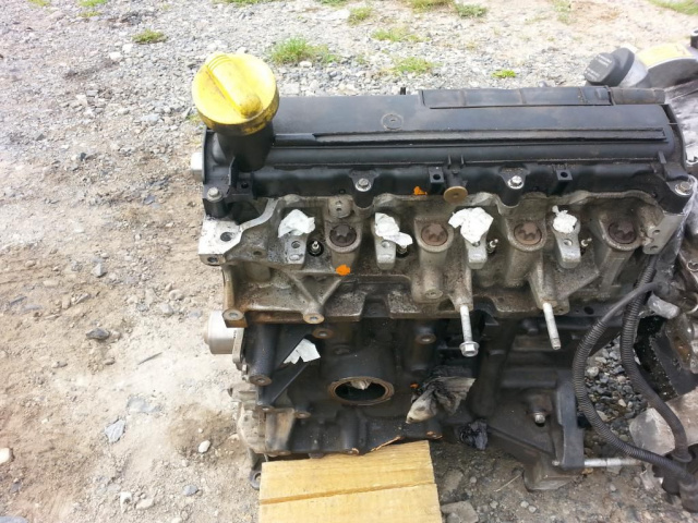 Двигатель голый без навесного оборудования RENAULT KANGOO 1.5 DCI