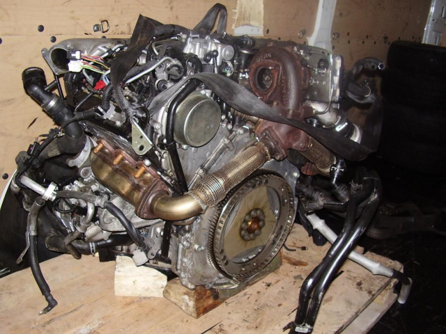 Двигатель AUDI Q7 VW TOUAREG в сборе 3.0 TDI CAS CASA