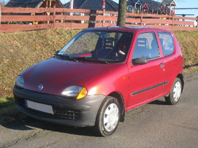 FIAT SEICENTO 900-SILNIK Z GWARANCJA-CZESCI