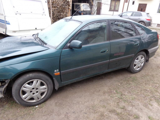 TOYOTA AVENSIS T22 1998г. двигатель 2.0b