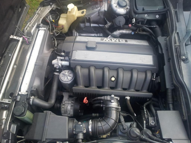 Двигатель BMW M52B28 E36 E39 E38 в сборе коробка передач 2.8