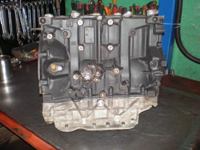 Двигатель шортблок (блок) 2, 0 CDTI OPEL VIVARO M9R 780