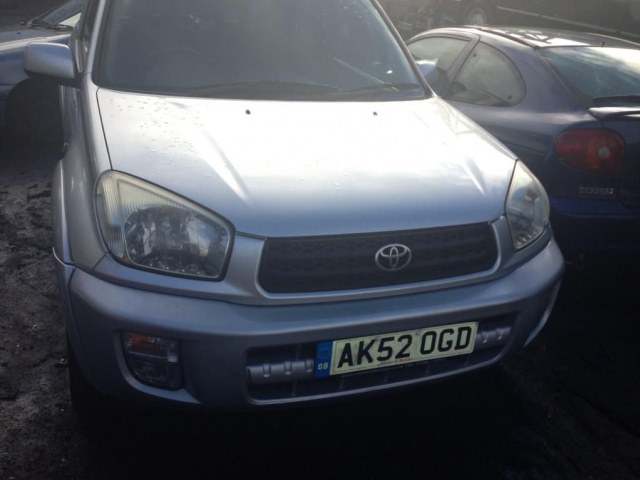 Toyota Rav4 2.0 VVTI двигатель в сборе - 2002 год