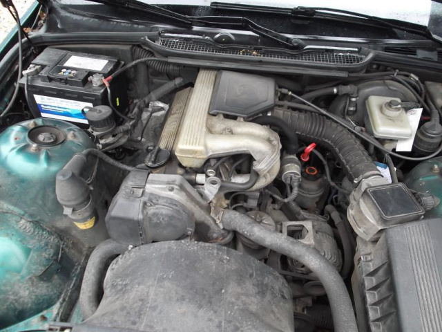 Двигатель коробка передач BMW 316 E36 E30 1.6 M40 в сборе