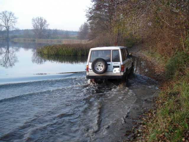 Все запчасти ISUZU TROOPER 2.6 i двигатель