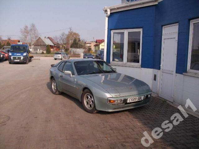 PORSCHE 944 - двигатель 2.5, коробка передач АКПП