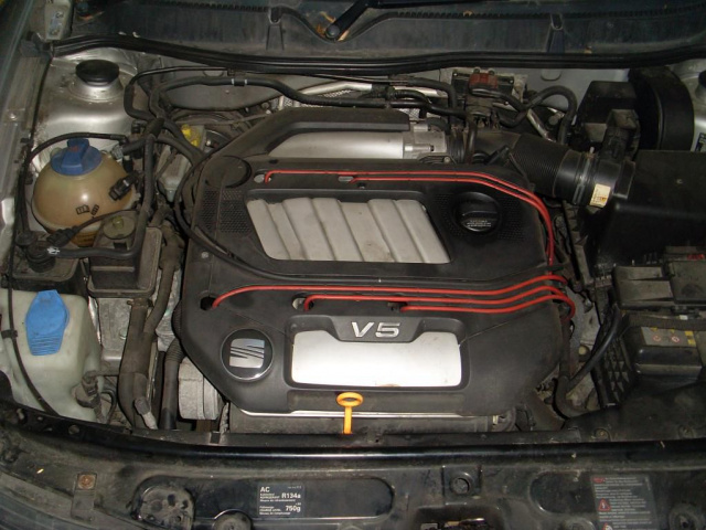 Двигатель 2, 3 V5 150 KM AGZ SEAT TOLEDO VW BORA