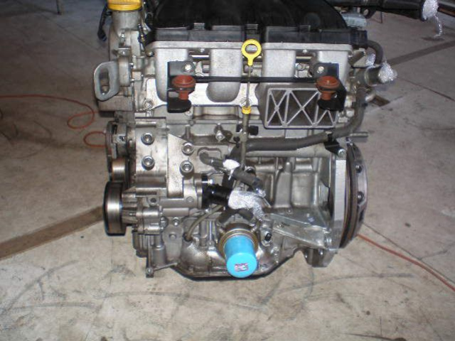 Двигатель 2, 0 бензин RENAULT TRAFIC M4R