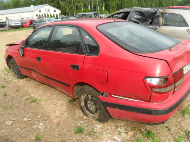 TOYOTA CARINA E двигатель 1.6