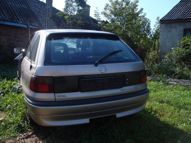 Opel Astra F 1.6 16V 97г.. 1600 двигатель