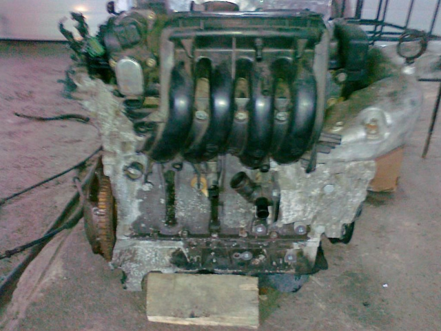 Двигатель 1.4 PEUGEOT 206 106 306 PARTNER SLASK