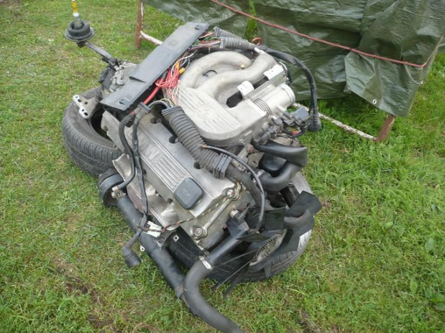 Двигатель коробка передач BMW E36 318I M43B18 1.8 отличное состояние