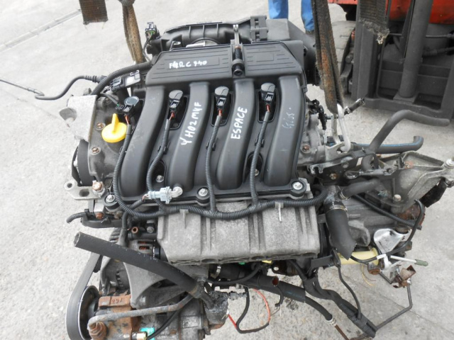 Двигатель RENAULT ESPACE 2.0 16V 02 год F4R740 143TYS