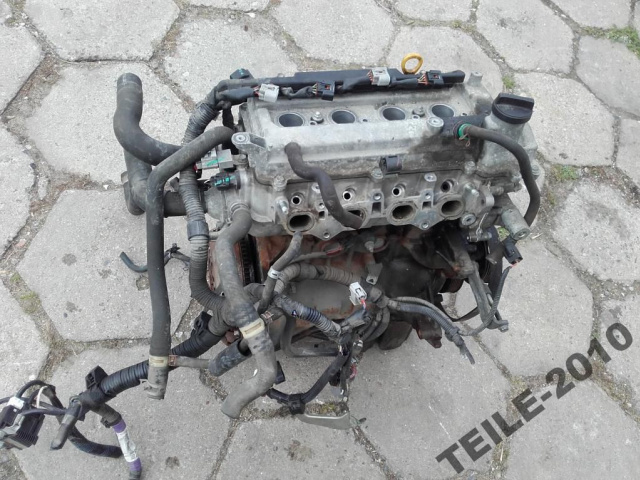 Двигатель Toyota Yaris II 1, 3 2SP72R + SPRZEGLO