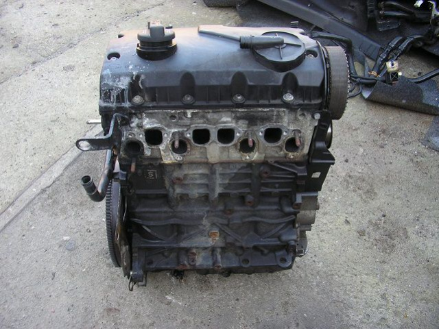 Двигатель VW CADDY 2.0 SDI BST