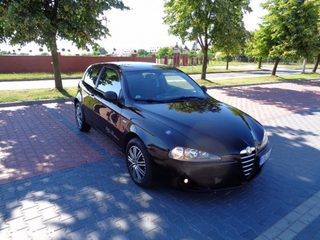 Двигатель Alfa Romeo 147 1.6 120KM z навесным оборудованием