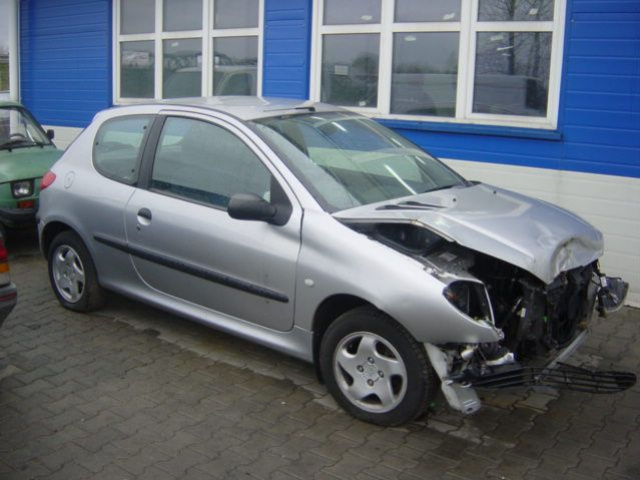 PEUGEOT 206 - двигатель 1.1(HFZ 60KM)