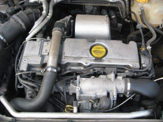 OPEL VECTRA C 2.0 DTI двигатель w машине 2004r