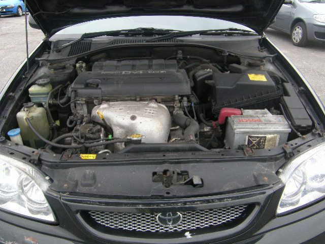 Toyota AVENSIS 00-08 2.0 двигатель vvti d4 80 tysiecy