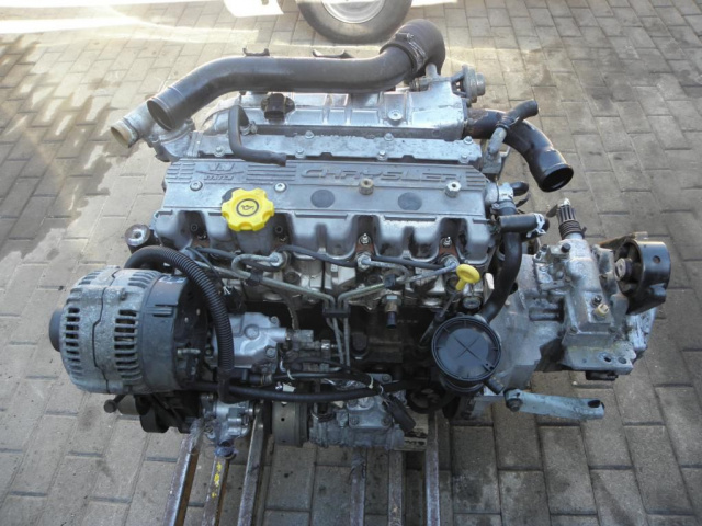 Двигатель CHRYSLER VOYAGER 2, 5 TD 98-00 KOLA ZEBATE