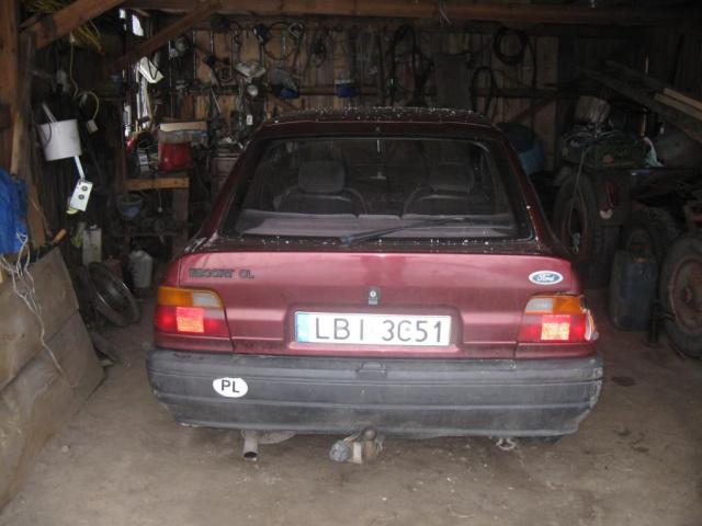 Двигатель и запчасти 1.8 Ford Escort