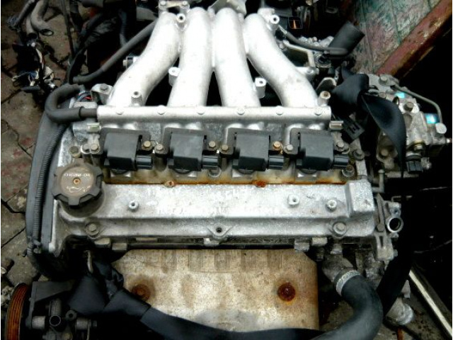 MITSUBISHI CARISMA 1.8 16V двигатель