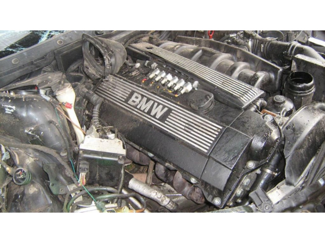 Двигатель / BMW бензин e39 e34 520i 520