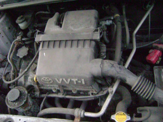 Toyota Yaris 99-03 1.0VVTi двигатель 1SZ