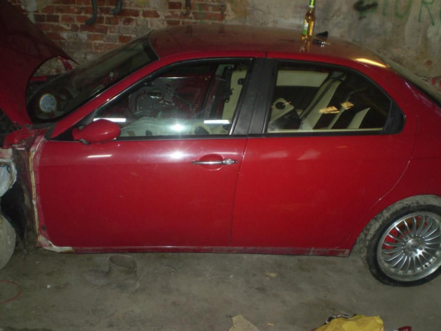 Alfa romeo 156, 147, GT двигатель PO KAPITALCE