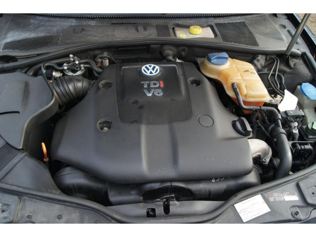 VW Passat B5 FL 2.5 TDI AKN двигатель