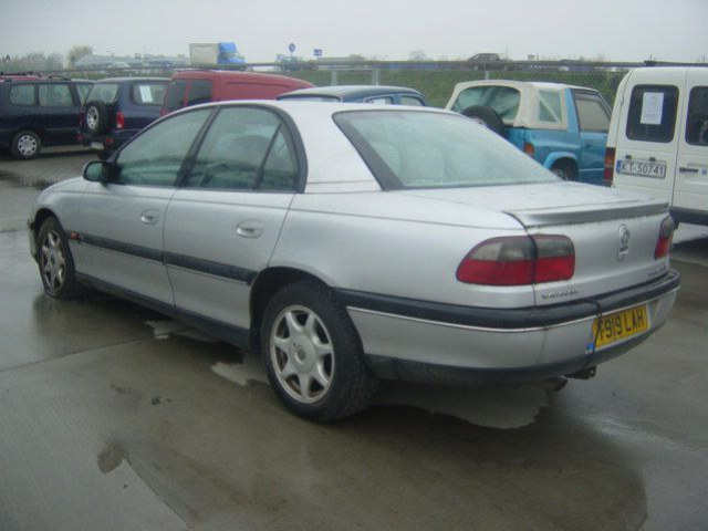 Opel Vectra B Omega Calibra двигатель 2.5 V6