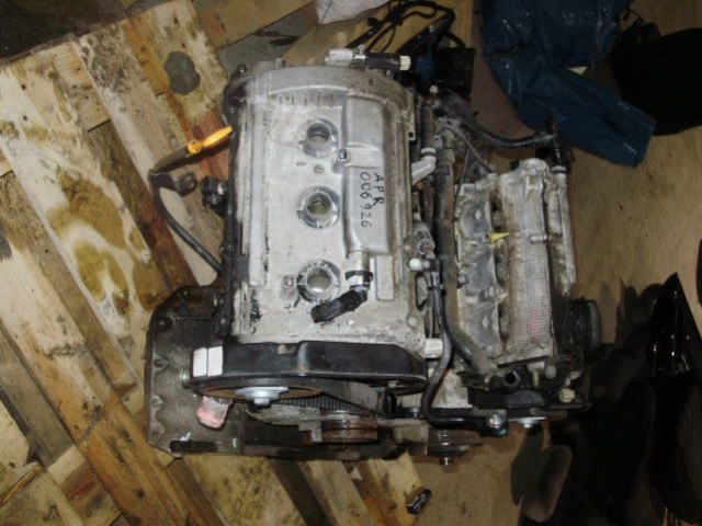 VW Passat B5 2.8 30V V6 двигатель bez навесного оборудования