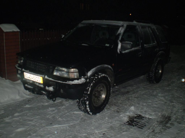 Двигатель OPEL FRONTERA A 2, 4 --- LUKOW LUBELSKIE