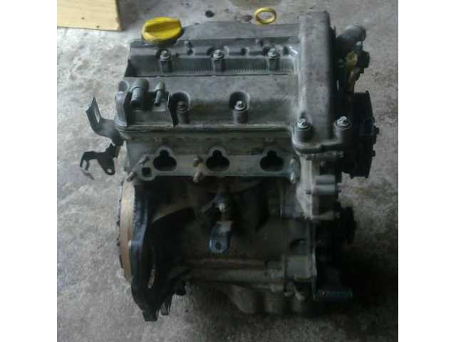 Двигатель OPEL CORSA B 1.0 X10XE