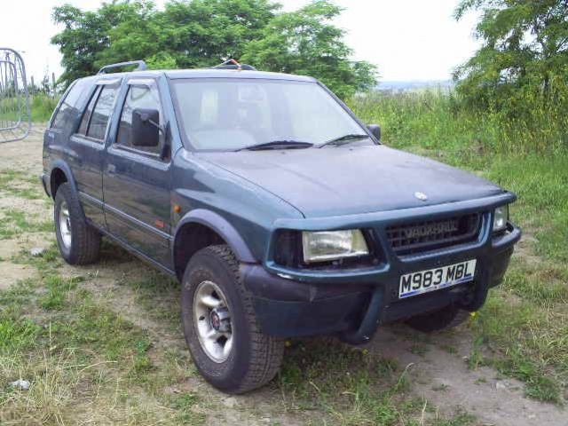 OPEL FRONTERA A 1992 2, 4 двигатель