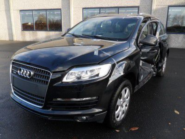 AUDI Q7 4.2TDI двигатель BTR 2008г.