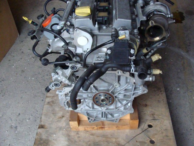 SAAB 9-3 2003-2011 двигатель B207R AERO новый