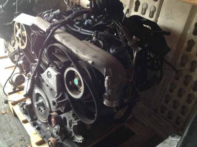 Двигатель голый AUDI A4 B6 2.5 TDI AYM