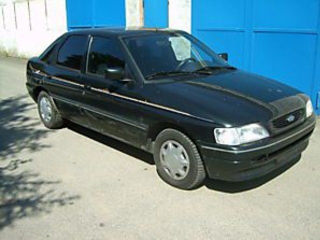 FORD ESCORT 1.6 16V.93R двигатель