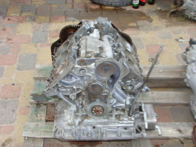 Двигатель шортблок (блок) без навесного оборудования Audi A6 C6 3.2 FSI AUK