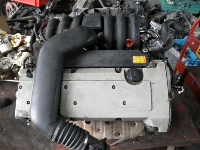 Mercedes W124 M104 942 2.8 двигатель с навесным оборудованием
