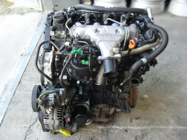 PEUGEOT 807 2.0 16V HDI RHT 110 л.с. двигатель в сборе