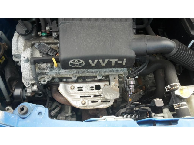 Toyota Yaris II двигатель 1.3 VVT-I