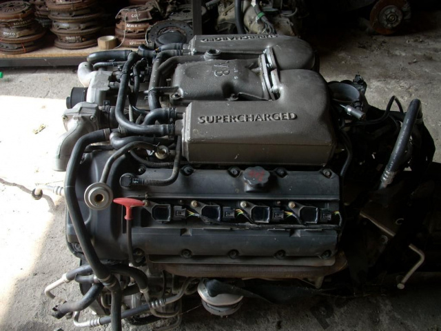 JAGUAR XKR 04г.. SUPERCHARGED двигатель 4, 2B.