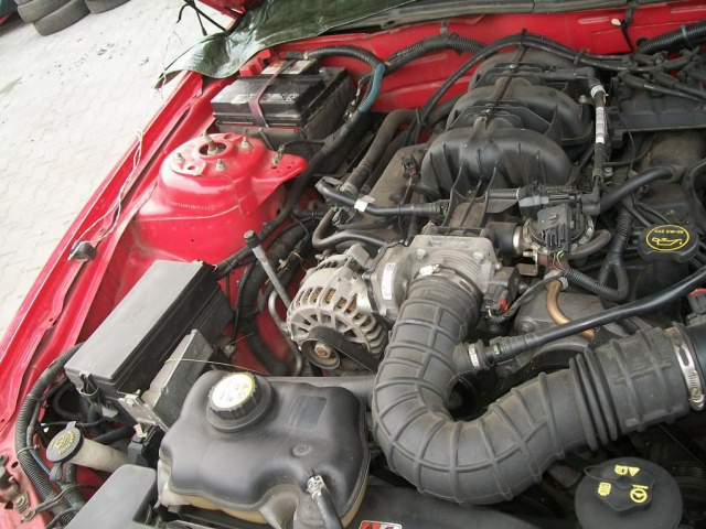 Ford Mustang 4.0 V6 двигатель в сборе 97tys 05-2010