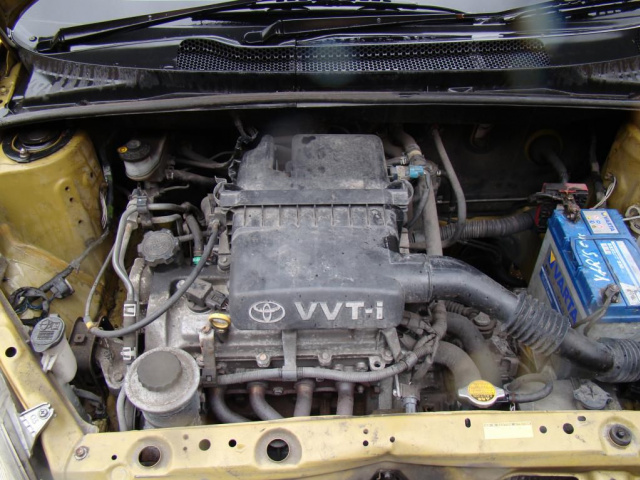 Запчасти TOYOTA YARIS двигатель 1, 0 3 5 VVTI WLKP.