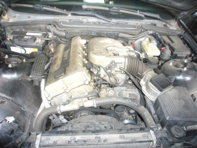 BMW E36 E30 двигатель M42B18 318IS 318 IS состояние отличное