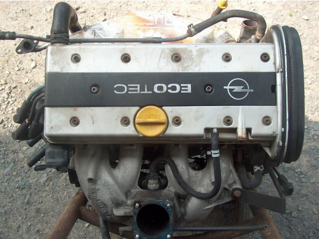 Двигатель Z GLOWICA ECOTEC OPEL SINTRA 2, 2 16V