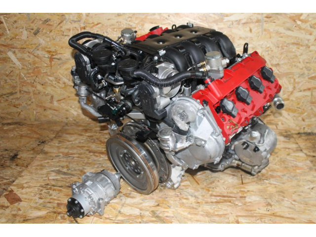 Audi RS4 RS5 4.2 FSI 450KM двигатель CFS.