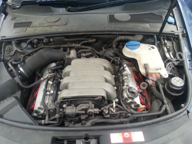 Двигатель AUDI A4 A6 3.2 FSI AUK состояние отличное